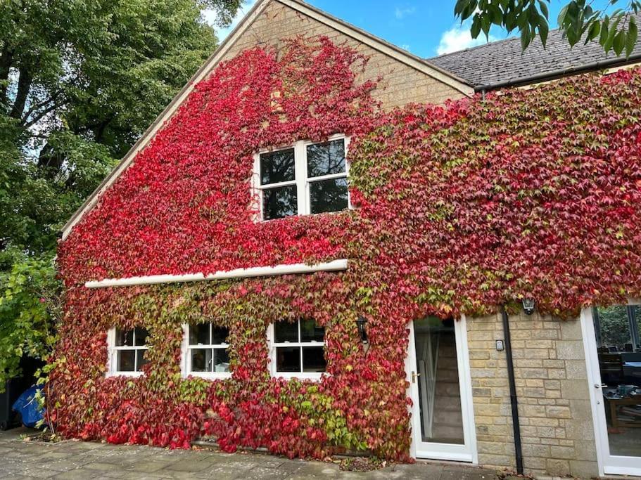 Cotswold Dog-Friendly Holiday Home ストラウド エクステリア 写真