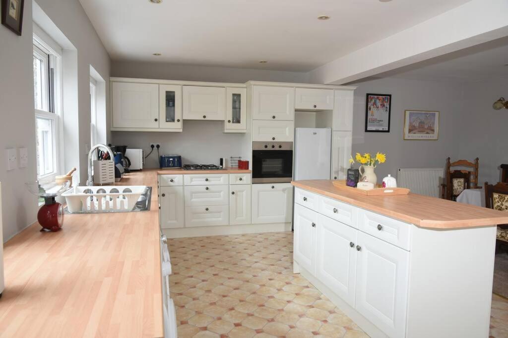 Cotswold Dog-Friendly Holiday Home ストラウド エクステリア 写真
